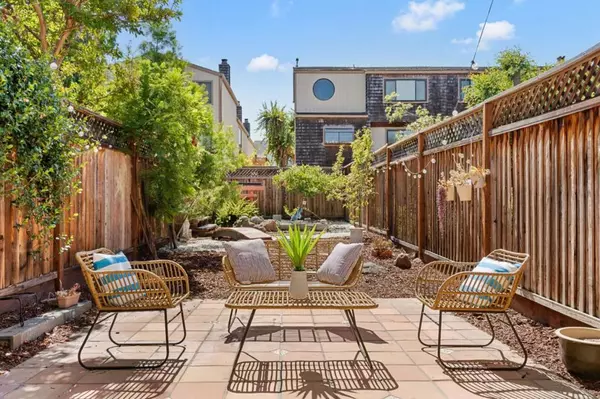 668 W Sunnyoaks AVE, Campbell, CA 95008