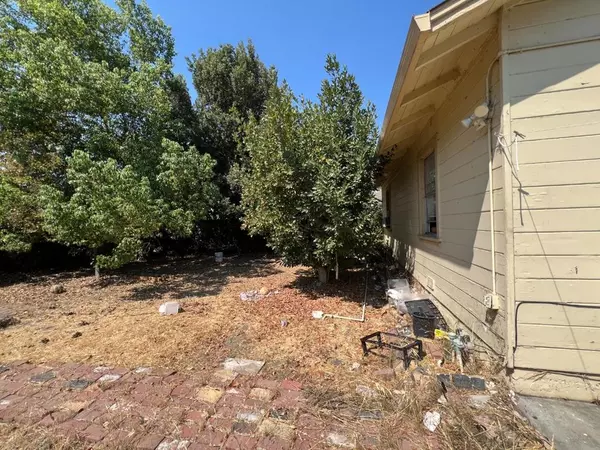 Antioch, CA 94509,1017 W 14th ST