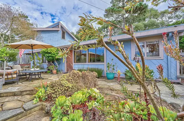 979 Syida DR, Pacific Grove, CA 93950