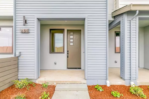 2871 Josephine LN, Palo Alto, CA 94303