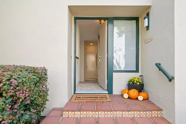 San Mateo, CA 94404,2287 Armada WAY