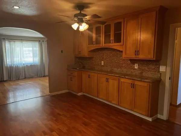 San Jose, CA 95126,875 Mckendrie ST