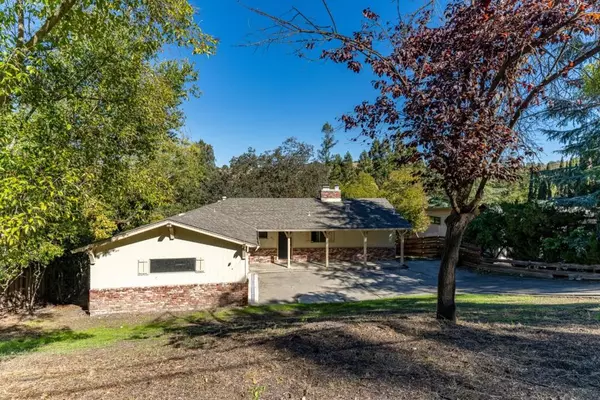 Walnut Creek, CA 94598,430 Summit RD