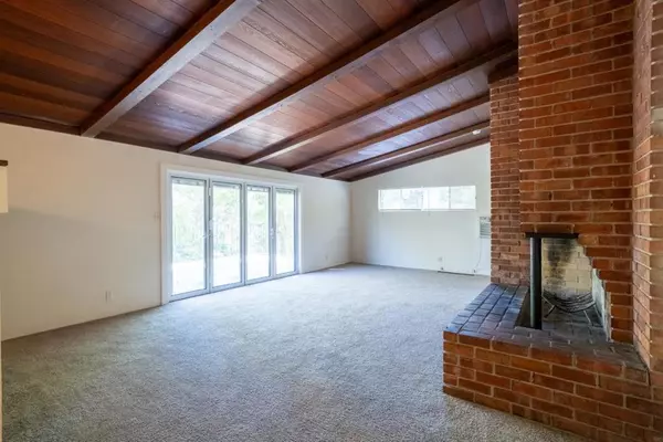 Walnut Creek, CA 94598,430 Summit RD