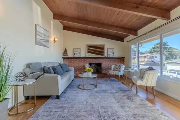 Pacifica, CA 94044,820 Edgemar AVE