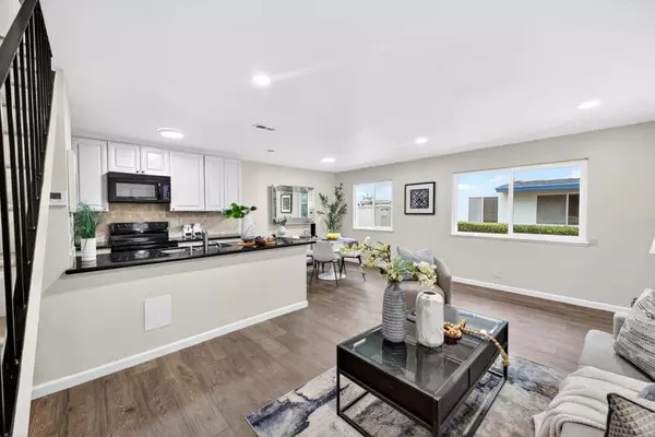 Campbell, CA 95008,375 N 3rd ST #3
