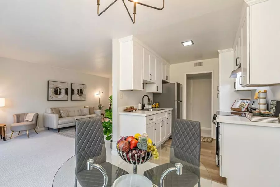 181 Del Medio AVE #307, Mountain View, CA 94040