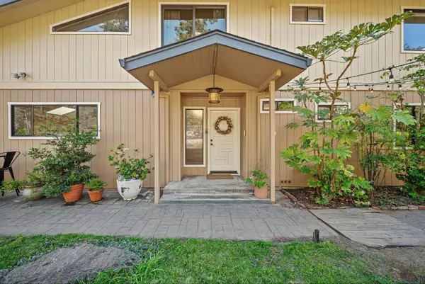 Aptos, CA 95003,175 Merry LN