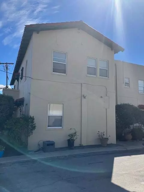 Salinas, CA 93901,51 Maple ST