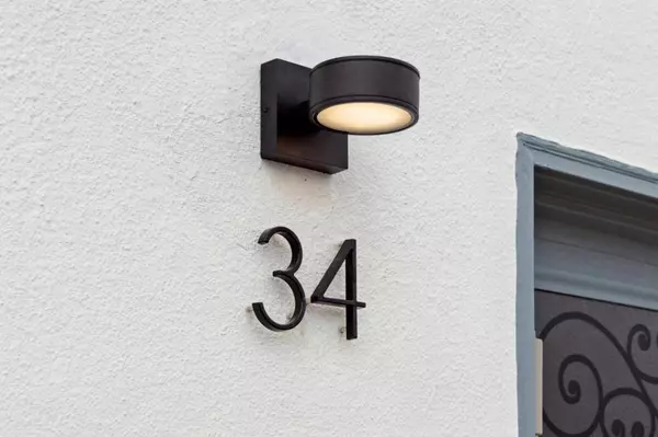 South San Francisco, CA 94080,34 Arlington DR