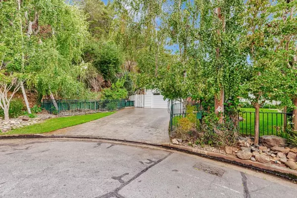 Belmont, CA 94002,1630 Courtland RD