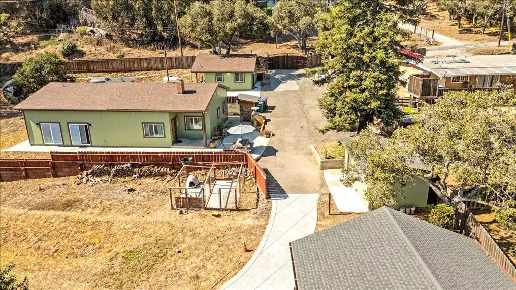 Salinas, CA 93907,18810 Moro RD