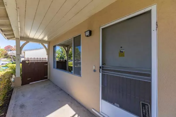 Redwood City, CA 94061,1621 Connecticut DR