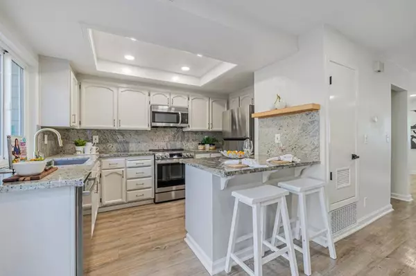 Campbell, CA 95008,201 Shelley AVE