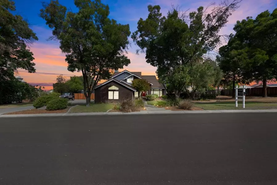 441 Tierra Del Sol, Hollister, CA 95023