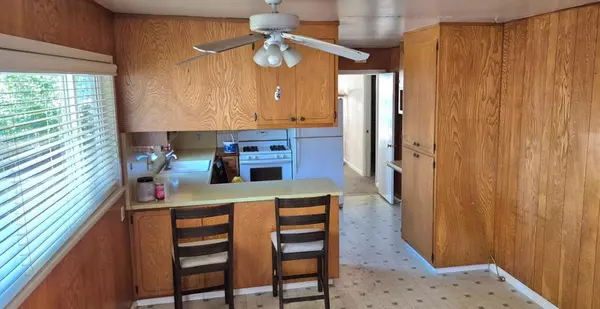Los Banos, CA 93635,1032 9th ST