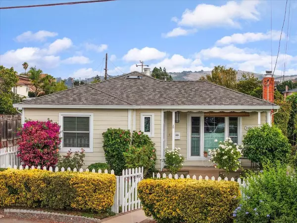 Castro Valley, CA 94546,20998 Chester ST