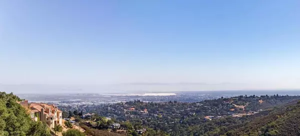 San Carlos, CA 94070,4 Mayflower LN