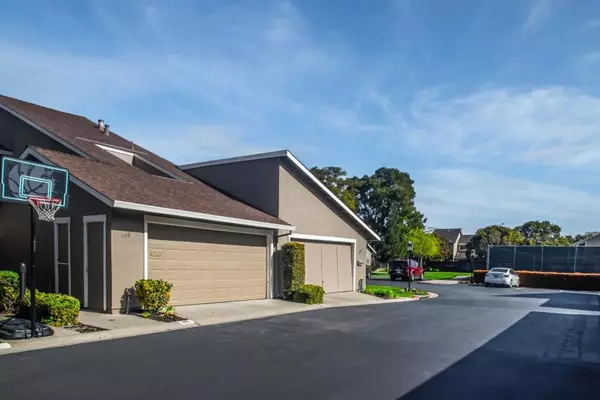 1116 Lord Nelson LN, Foster City, CA 94404