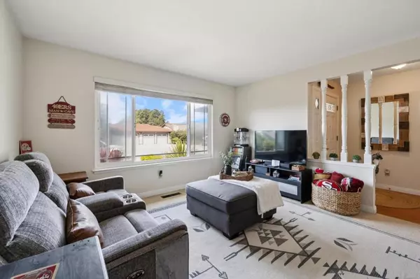 Half Moon Bay, CA 94019,567 Terrace AVE