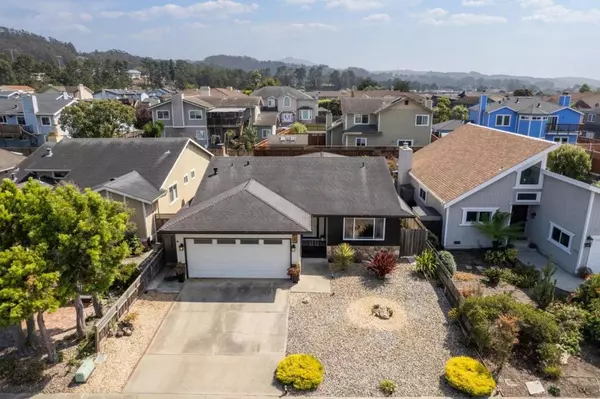 Half Moon Bay, CA 94019,567 Terrace AVE