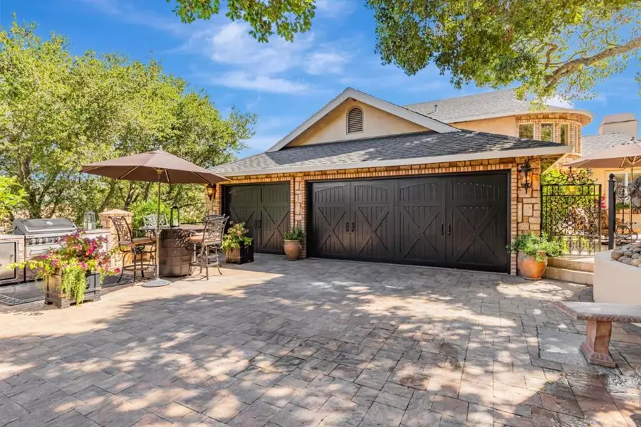 17864 Holiday DR, Morgan Hill, CA 95037