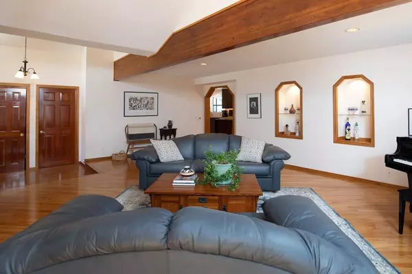 Soquel, CA 95073,350 Aurora RD