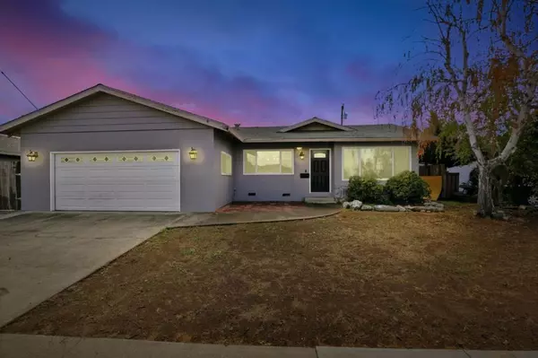 Gilroy, CA 95020,796 Gary ST