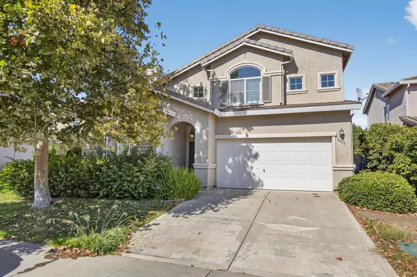5817 Spring Flower DR, Elk Grove, CA 95757