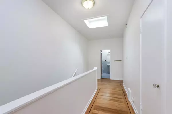 San Francisco, CA 94110,363 Park ST