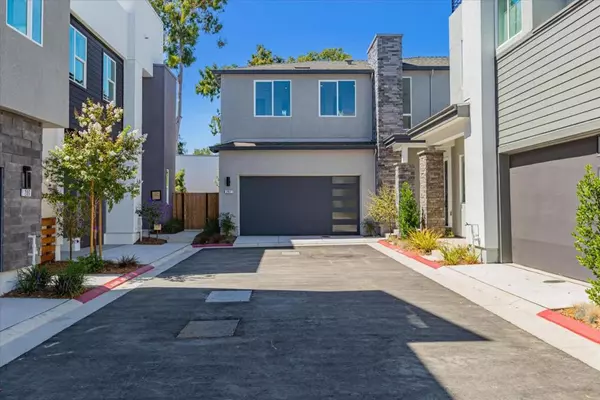 San Ramon, CA 94583,528 Lapis CT