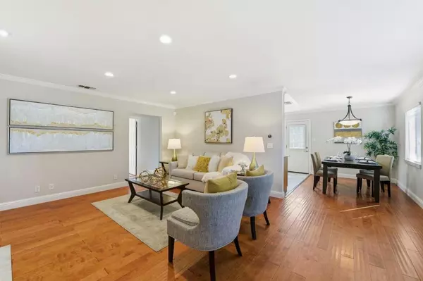 San Jose, CA 95124,2934 Custer DR