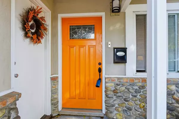 San Jose, CA 95124,2934 Custer DR