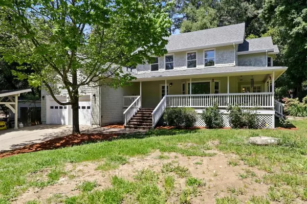 Santa Cruz, CA 95060,20 Grainger LN