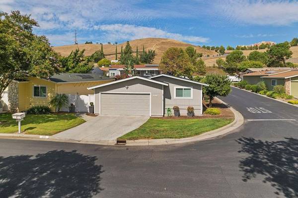 255 Mountain Springs DR, San Jose, CA 95131