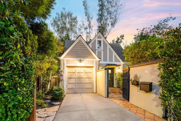 678 Hawthorne AVE, Palo Alto, CA 94301