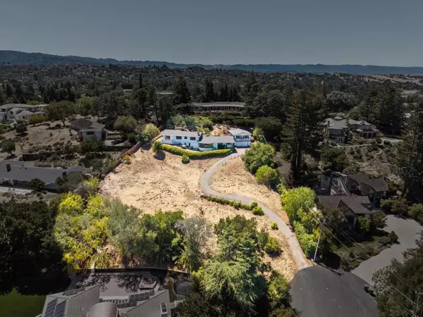 Los Altos Hills, CA 94022,14423 Miranda CT