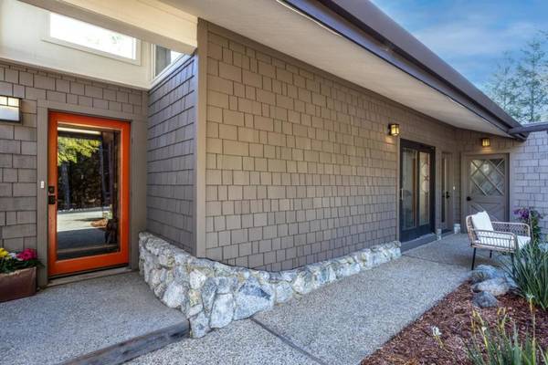 Los Gatos, CA 95033,800 Rancho Prieta RD