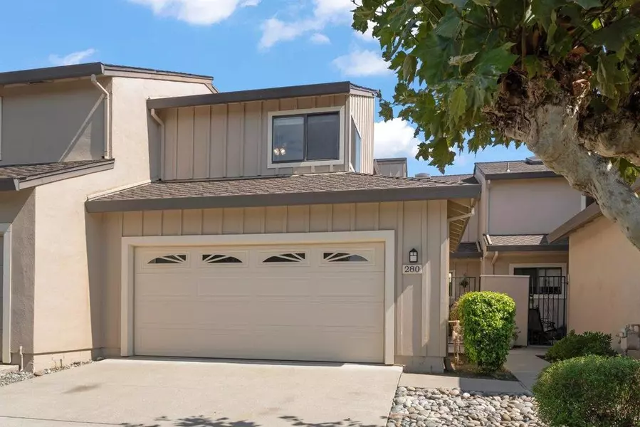 280 Joes LN, Hollister, CA 95023