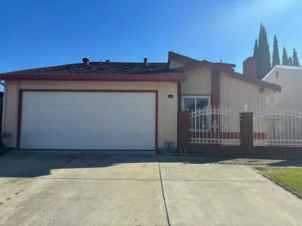 San Jose, CA 95121,2114 Bennighof CT