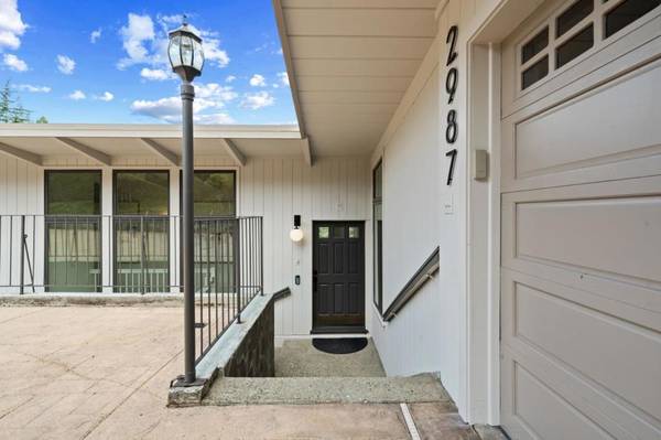 Palo Alto, CA 94304,2987 Alexis DR