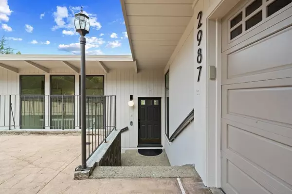 Palo Alto, CA 94304,2987 Alexis DR