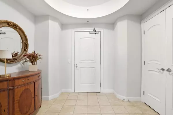 San Mateo, CA 94402,10 Crystal Springs RD #1405