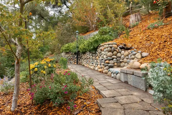 Felton, CA 95018,12 Canyon RD