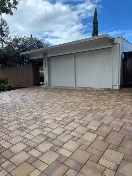 3946 Louis RD, Palo Alto, CA 94303