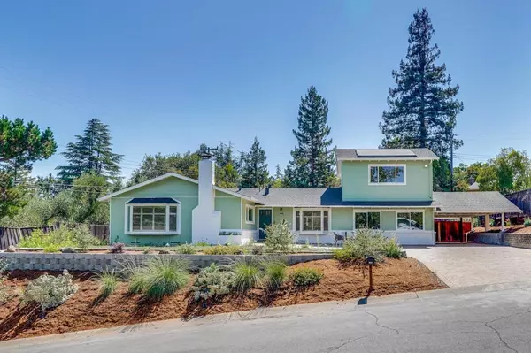 Los Altos, CA 94024,1590 Vineyard DR