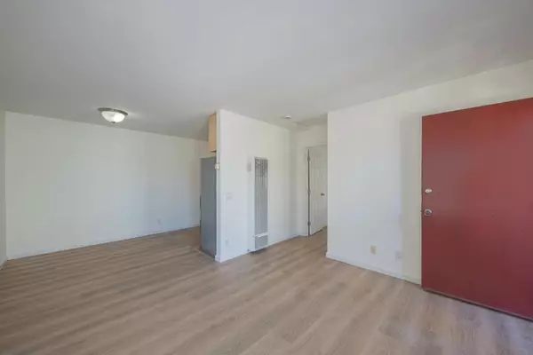 Monterey, CA 93940,820 Casanova AVE #125