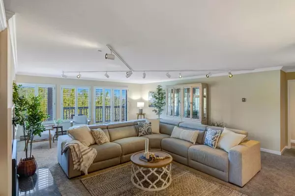 Pebble Beach, CA 93953,16 Shepherds