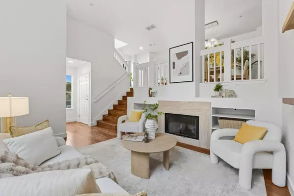 Redwood City, CA 94065,7 Chart LN