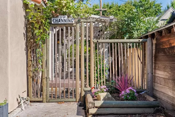 Palo Alto, CA 94301,961 Channing AVE